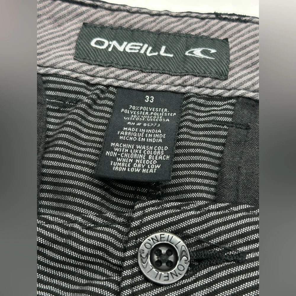 O'Neill‎ Black / Gray Board Shorts with Modern Design size 33 4 pockets (B24) - Picture 6 of 6